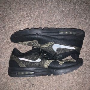 Flyknit air max 1 in a size 13